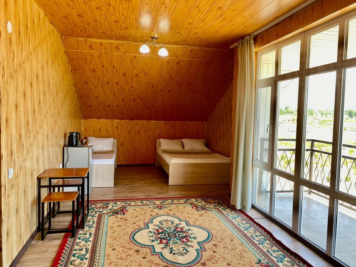 Eram Garden Hotel Bosteri ภายนอก รูปภาพ